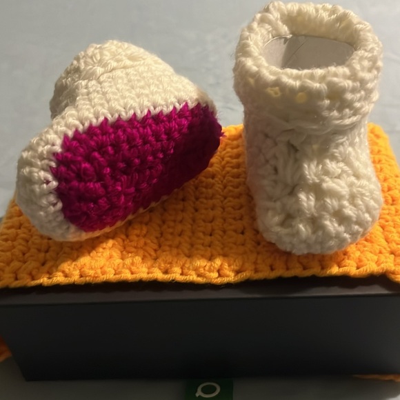 Baby bootie 0/3 months 3 colors sold individually - Picture 7 of 7